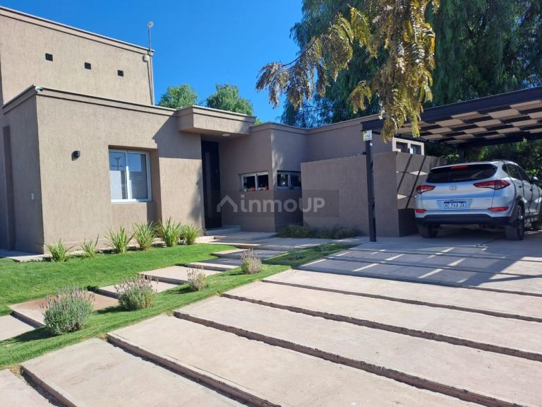 Casa en Venta en Maipu, Mendoza