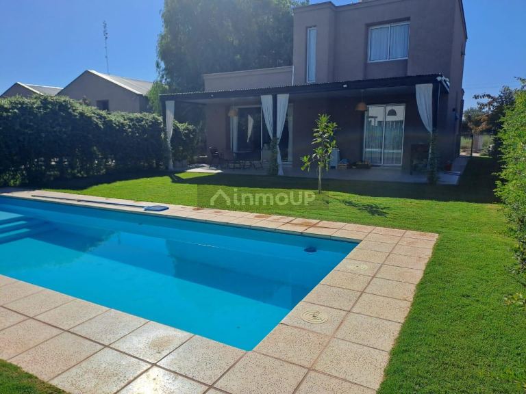 Casa en Venta en Maipu, Mendoza