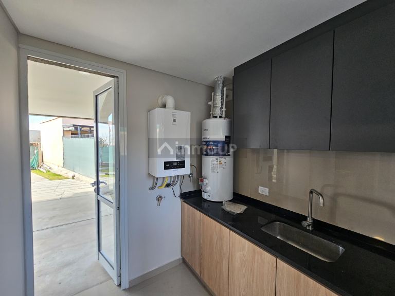 Duplex en Venta en Godoy Cruz, Mendoza - USD 209.000 | Inmoup - 9