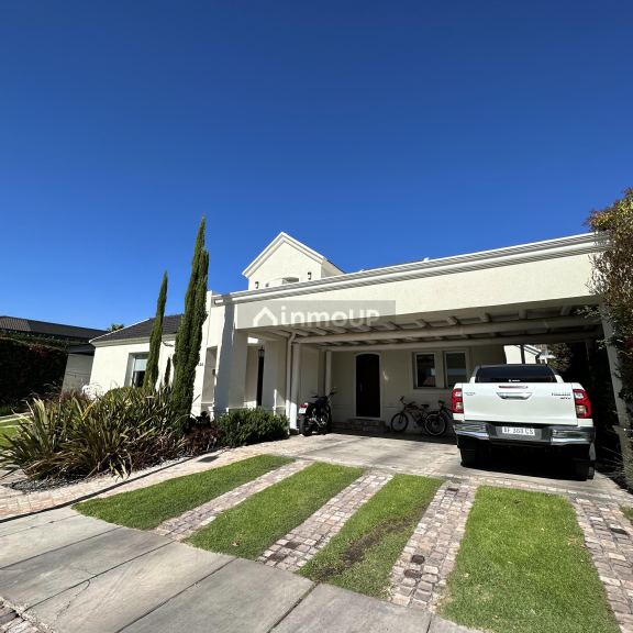 Casa en Venta en Godoy Cruz, Mendoza