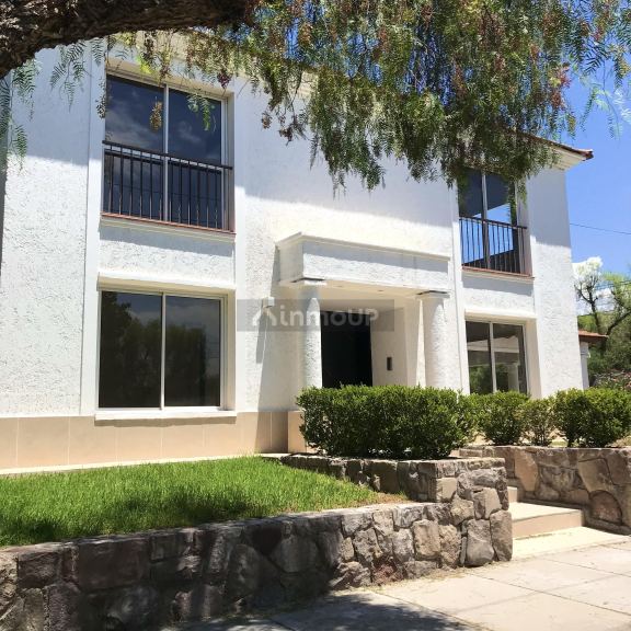 Casa en Venta en Capital, Mendoza