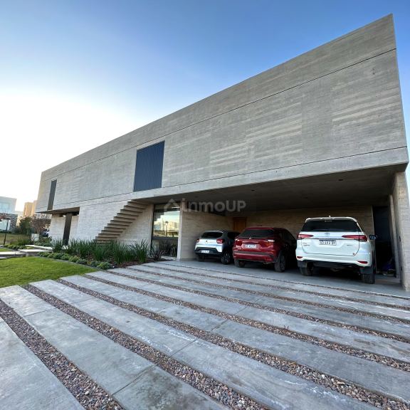 Casa en Venta en Maipu, Mendoza