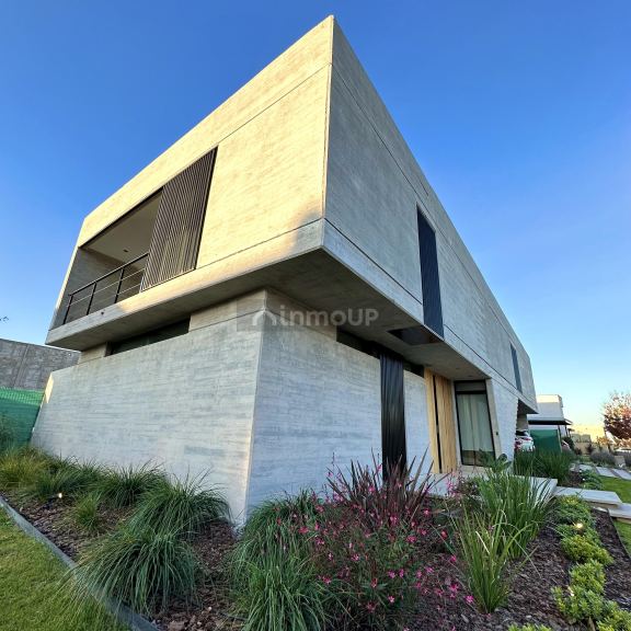 Casa en Venta en Maipu, Mendoza