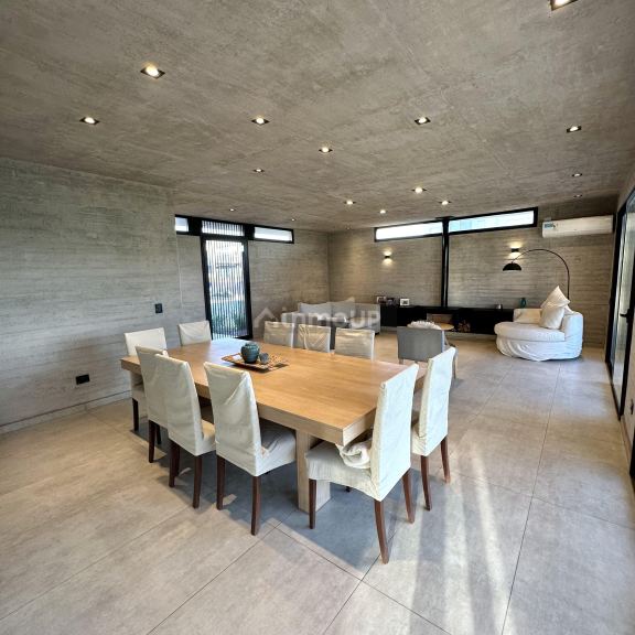 Casa en Venta en Maipu, Mendoza