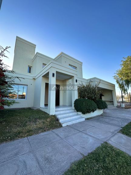 Casa en Venta en Maipu, Mendoza