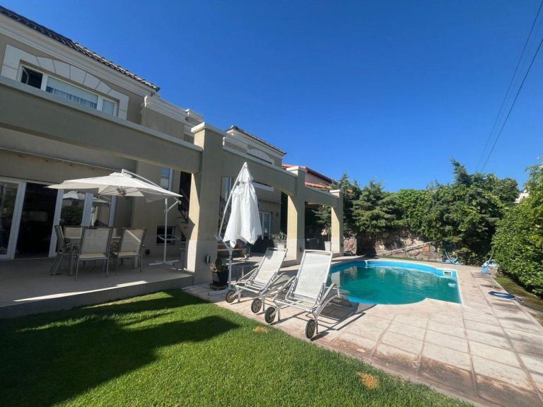 Casa en Venta en Capital, Mendoza