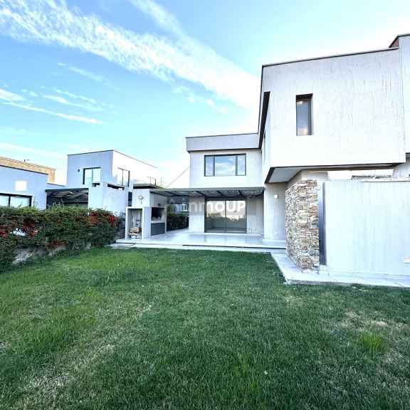 Casa en Venta en Capital, Mendoza