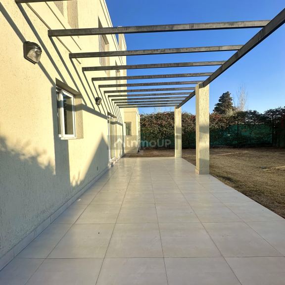 Casa en Alquiler en Maipu, Mendoza