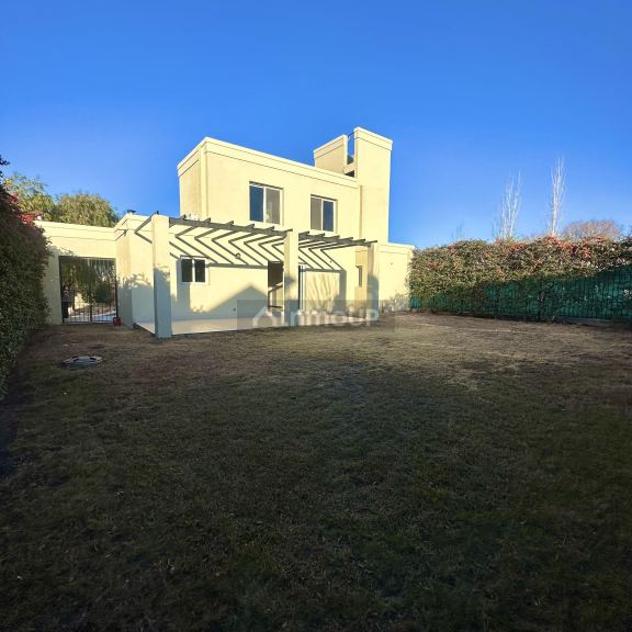 Casa en Alquiler en Maipu, Mendoza