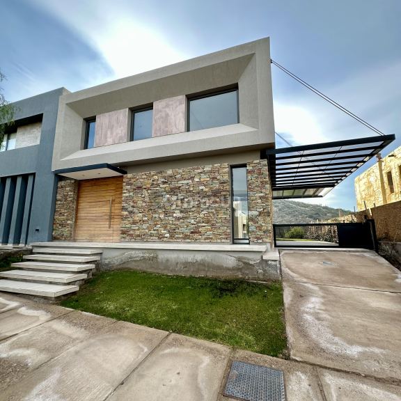Casa en Venta en Capital, Mendoza