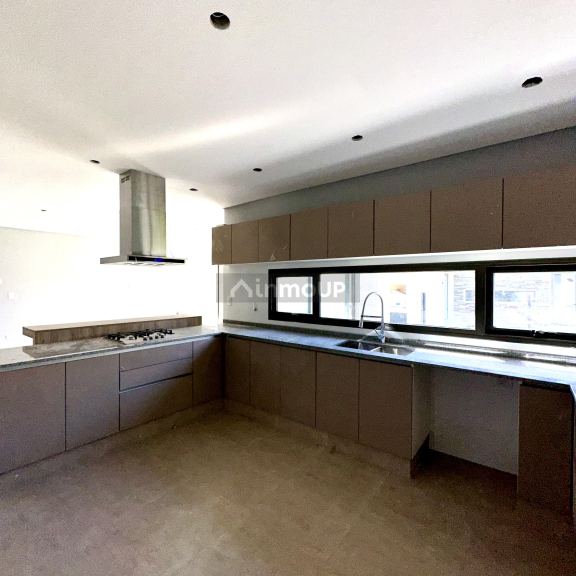 Casa en Alquiler en Capital, Mendoza