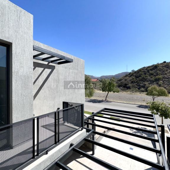 Casa en Alquiler en Capital, Mendoza