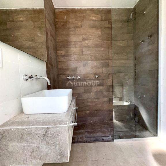 Casa en Alquiler en Capital, Mendoza