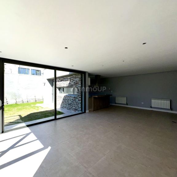 Casa en Alquiler en Capital, Mendoza