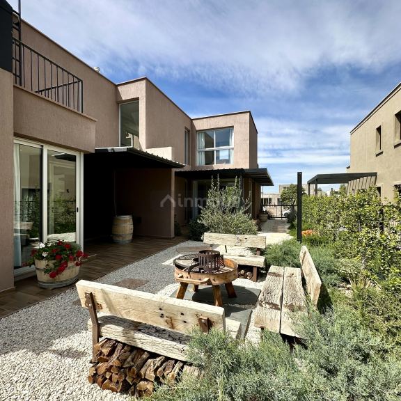 Casa en Venta en Capital, Mendoza