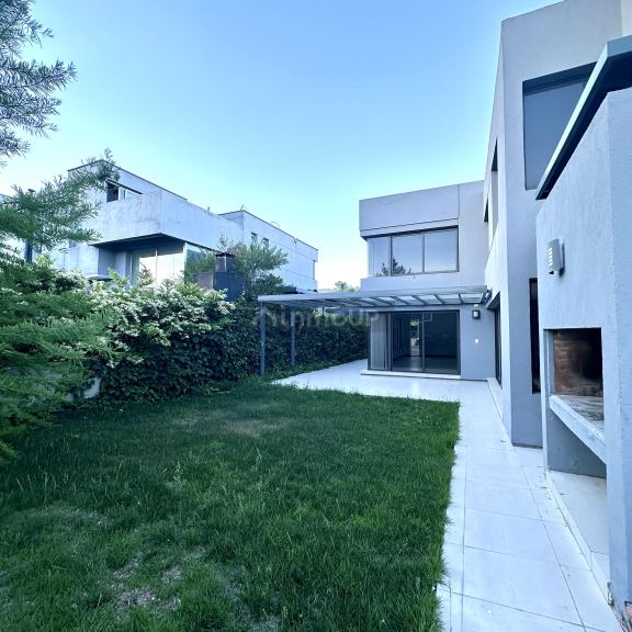 Casa en Venta en Capital, Mendoza
