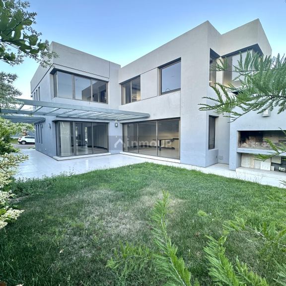 Casa en Venta en Capital, Mendoza