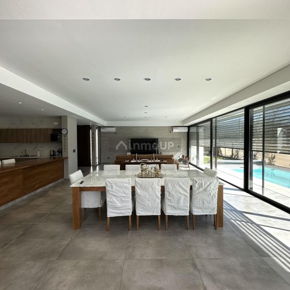 Casa en Alquiler en Lujan de Cuyo, Mendoza