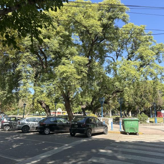 Oficina en Alquiler en Capital, Mendoza