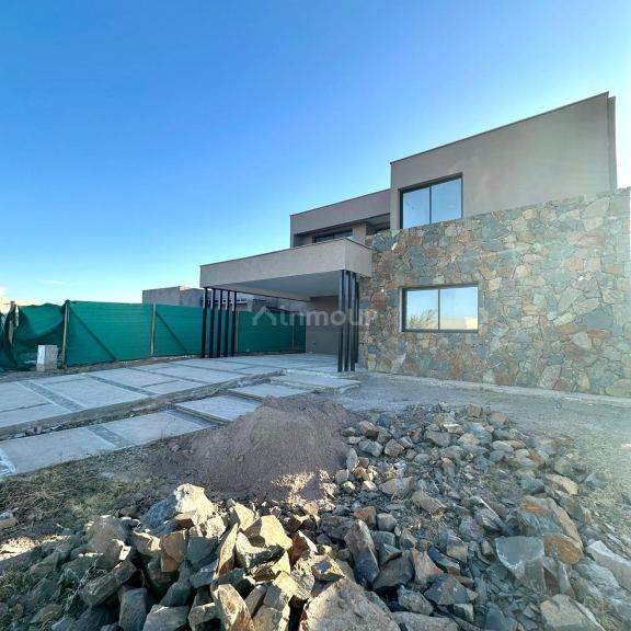 Casa en Venta en Lujan de Cuyo, Mendoza
