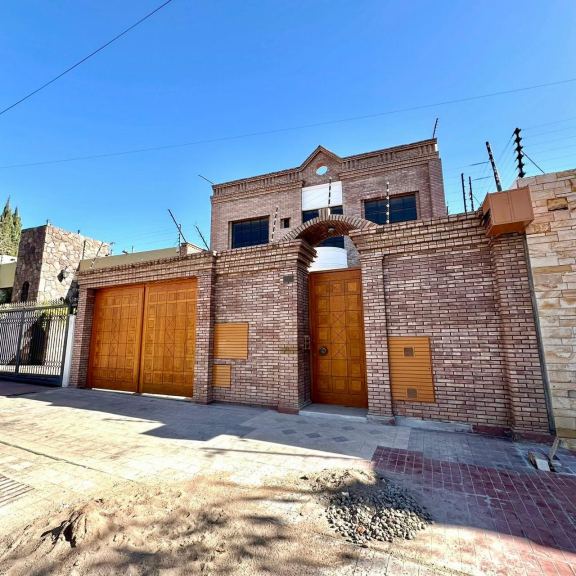 Casa en Alquiler en Capital, Mendoza