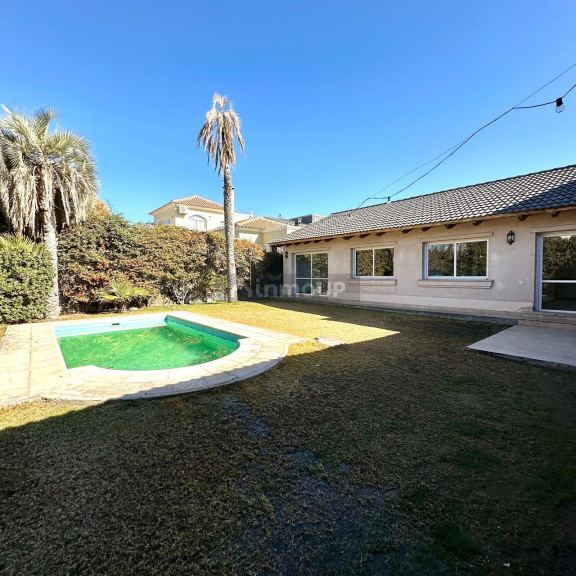 Casa en Alquiler en Capital, Mendoza