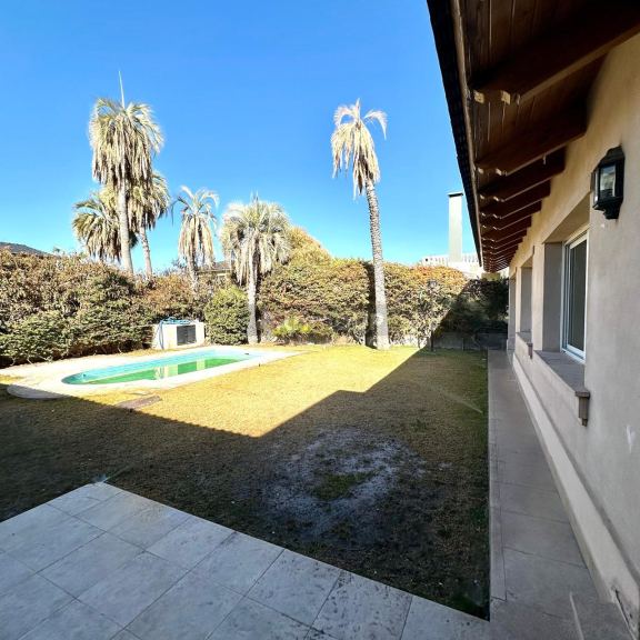 Casa en Alquiler en Capital, Mendoza