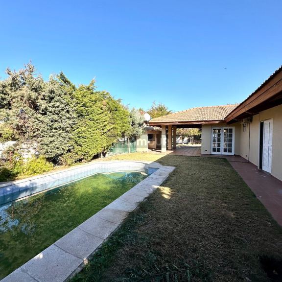 Casa en Alquiler en Capital, Mendoza