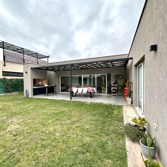 Casa en Venta en Lujan de Cuyo, Mendoza