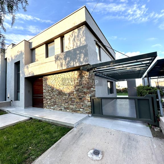 Casa en Alquiler en Capital, Mendoza