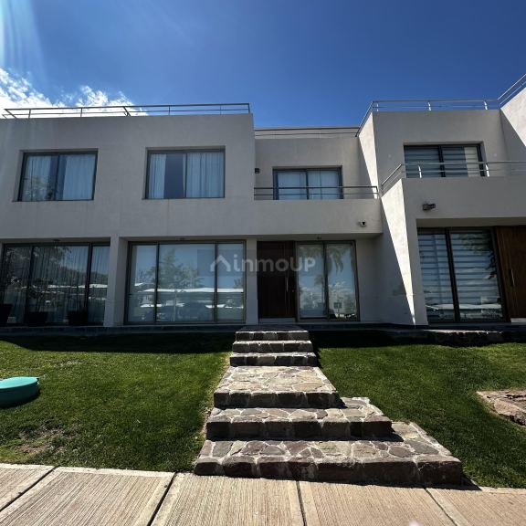 Departamento en Alquiler en Capital, Mendoza