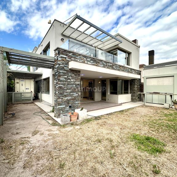 Casa en Alquiler en Capital, Mendoza