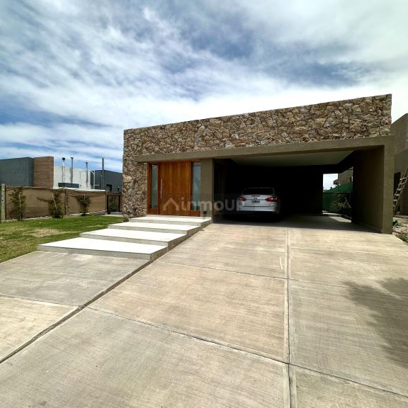 Casa en Venta en Lujan de Cuyo, Mendoza