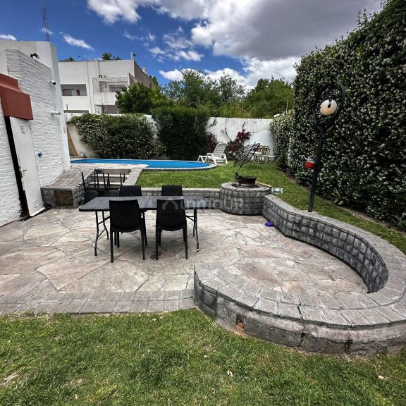Casa en Venta en Capital, Mendoza