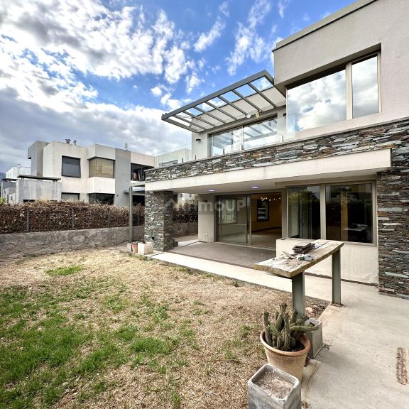 Casa en Venta en Capital, Mendoza