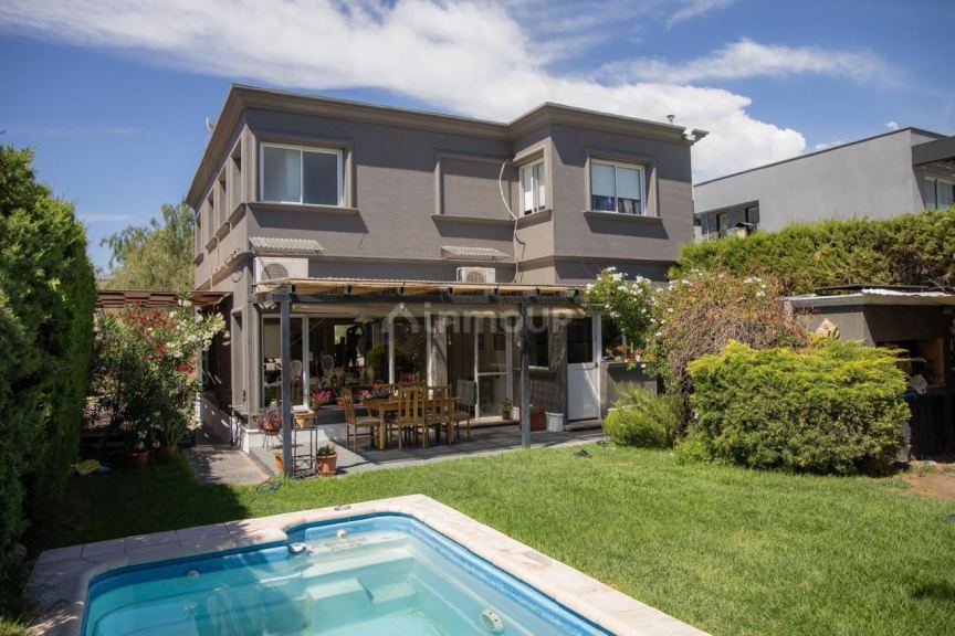 Casa en Venta en Capital, Mendoza