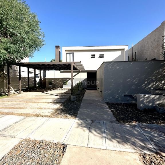 Casa en Alquiler en Lujan de Cuyo, Mendoza