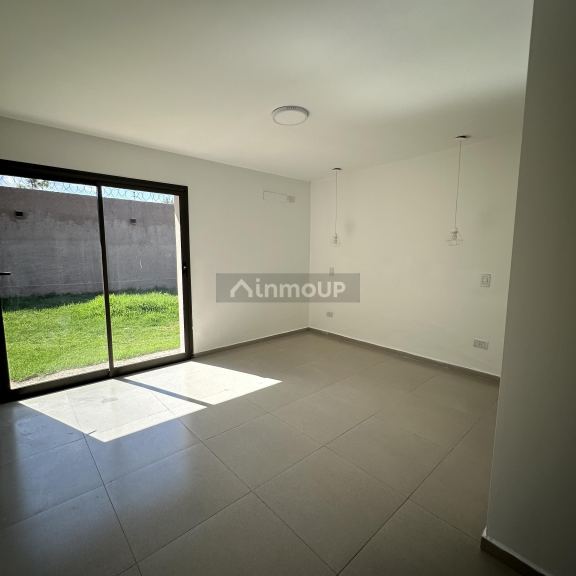 Casa en Alquiler en Maipu, Mendoza