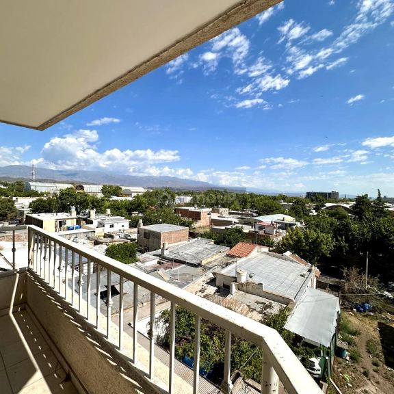 Departamento en Alquiler en Godoy Cruz, Mendoza
