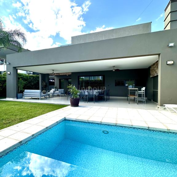 Casa en Venta en Capital, Mendoza