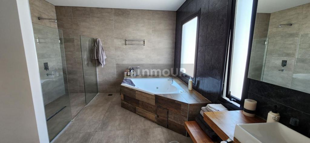 Casa en Alquiler en Capital, Mendoza