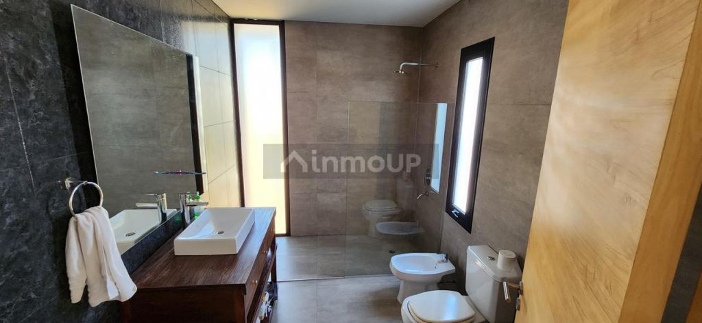 Casa en Alquiler en Capital, Mendoza