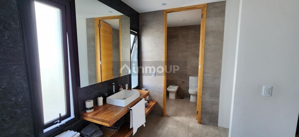 Casa en Alquiler en Capital, Mendoza