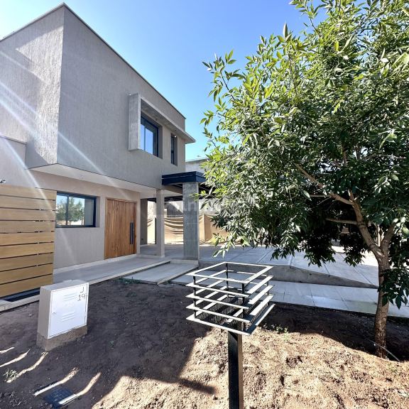 Casa en Venta en Maipu, Mendoza