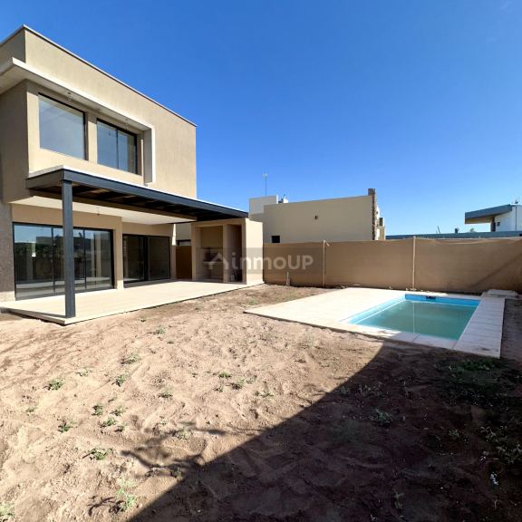 Casa en Venta en Maipu, Mendoza