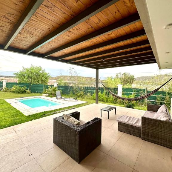 Casa en Alquiler en Lujan de Cuyo, Mendoza