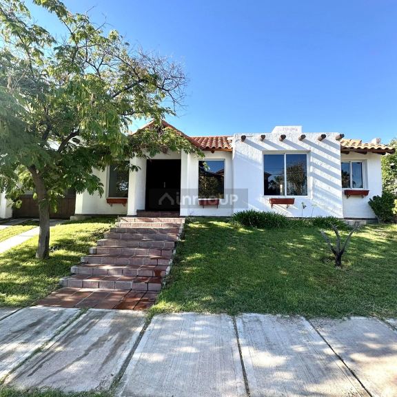Casa en Alquiler en Godoy Cruz, Mendoza