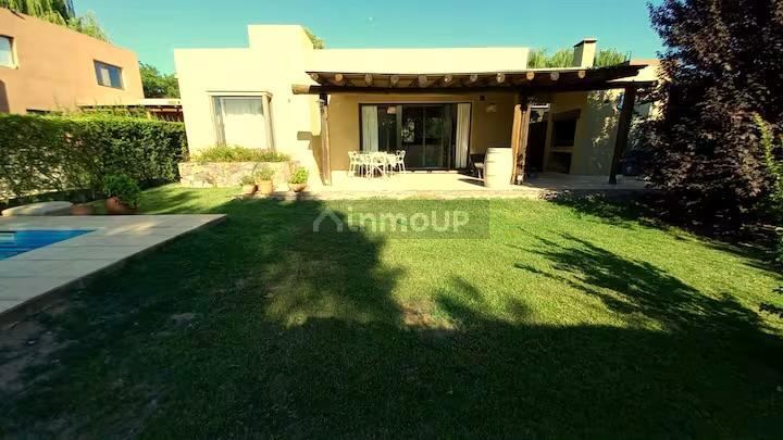Casa en Alquiler en Lujan de Cuyo, Mendoza