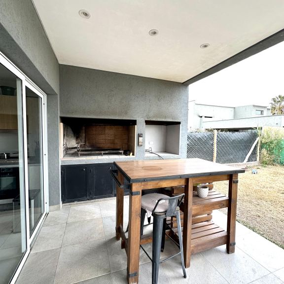 Casa en Alquiler en Lujan de Cuyo, Mendoza