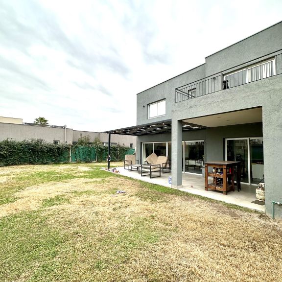 Casa en Alquiler en Lujan de Cuyo, Mendoza
